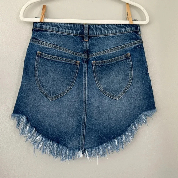 Free People Bailey Denim Skirt - Size 26 - Picture 5 of 5
